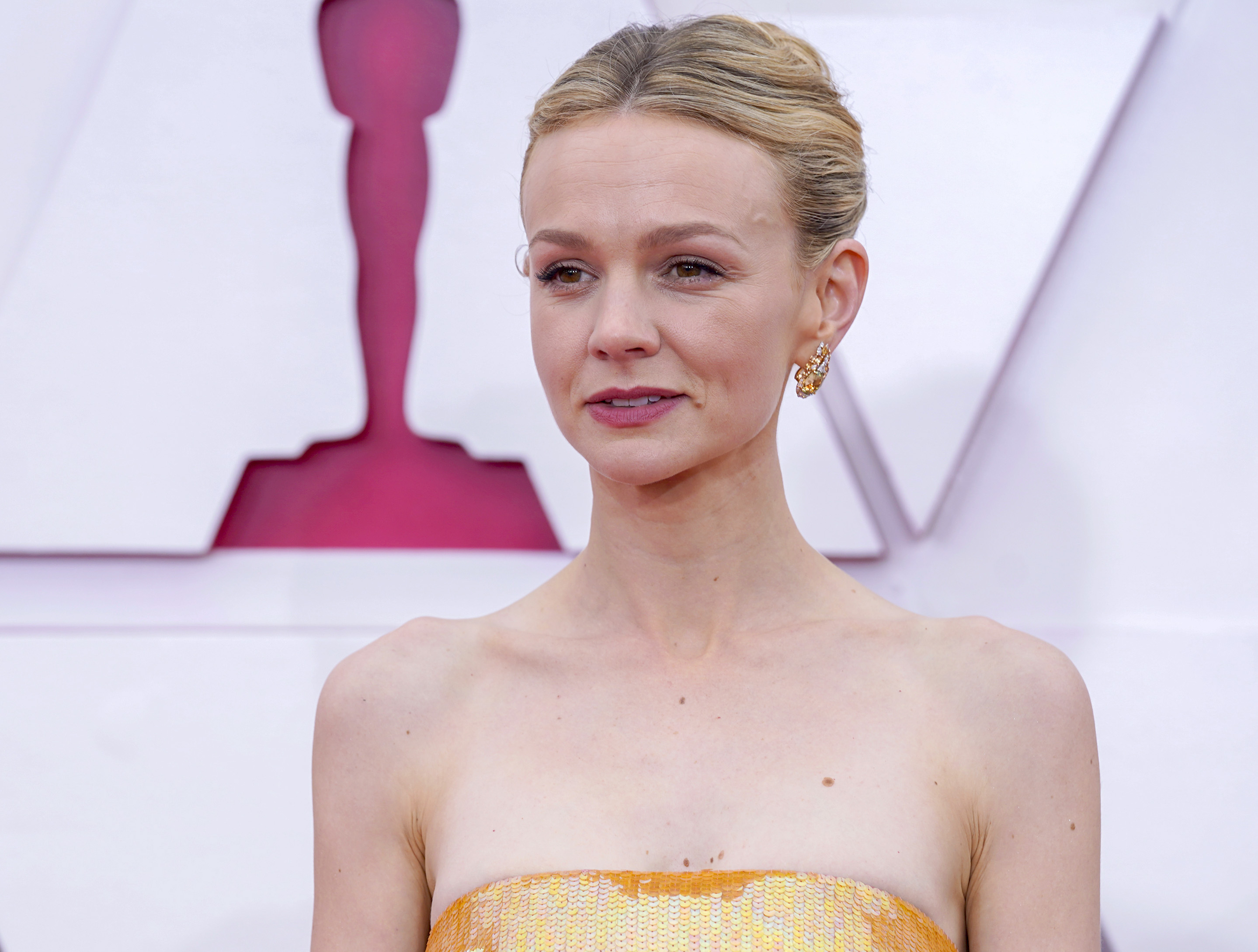 LOS ANGELES, CALIFORNIA â   APRIL 25: Carey Mulligan attends the 93rd Annual Academy Awards at Union Station on April 25, 2021 in Los Angeles, California. (Photo by Chris Pizzello-Pool/Getty Images)