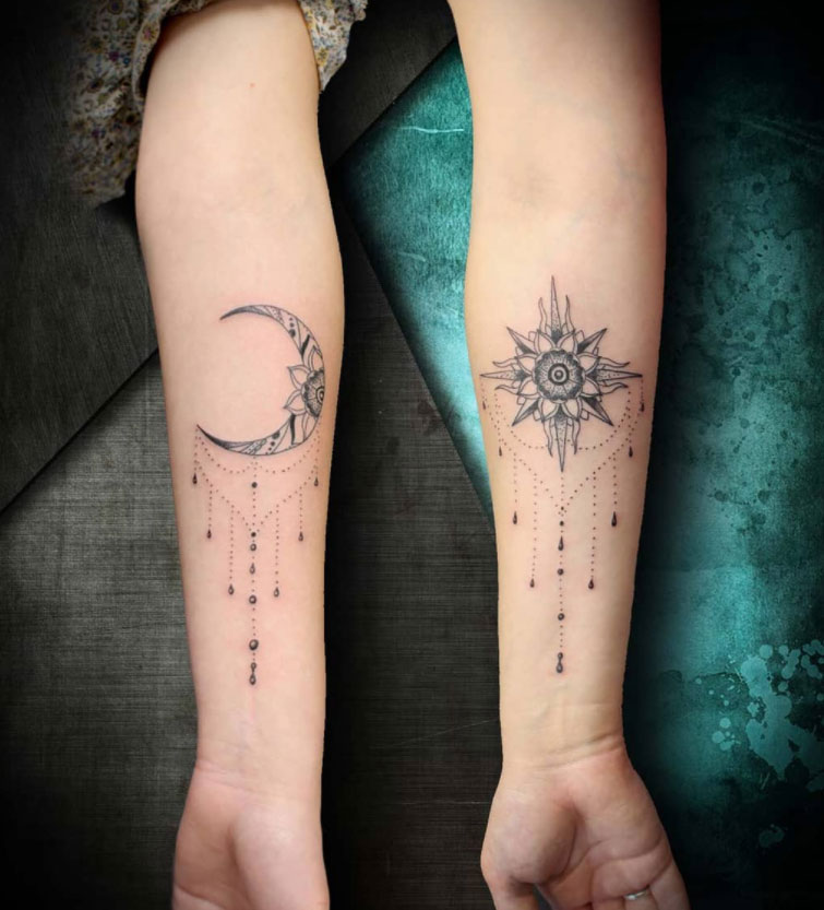 Tatouage complémentaire lune et soleil