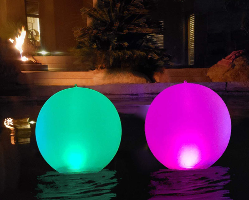 Boules lumineuses pour la piscine