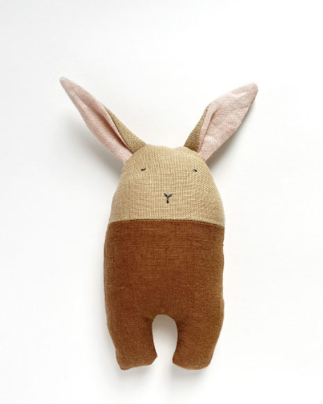 hochet en lin en forme de lapin