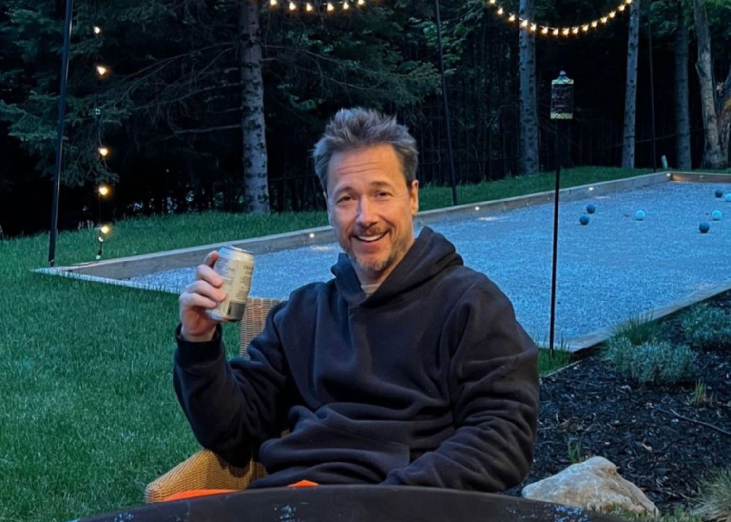 Stéphane Rousseau est reçu par Mike Ward et il vole le décor