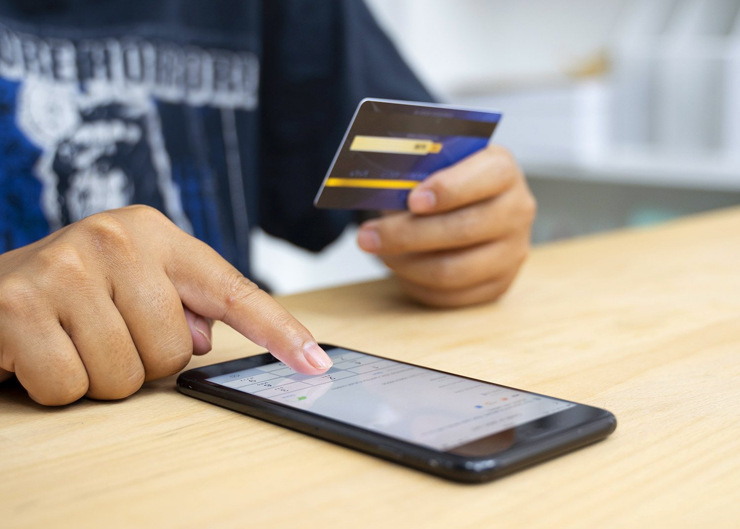 Le paiement minimum de votre carte de crédit augmentera bientôt et voici de combien