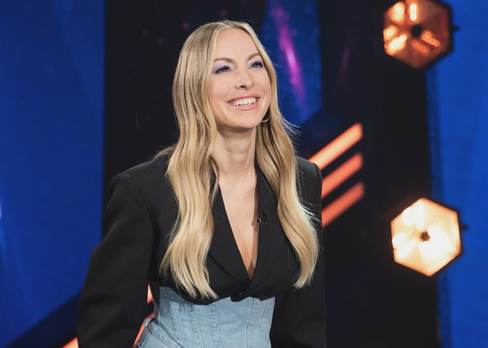Comment copier le look tailleur et corset de Marie-Mai vu à Big Brother Célébrités