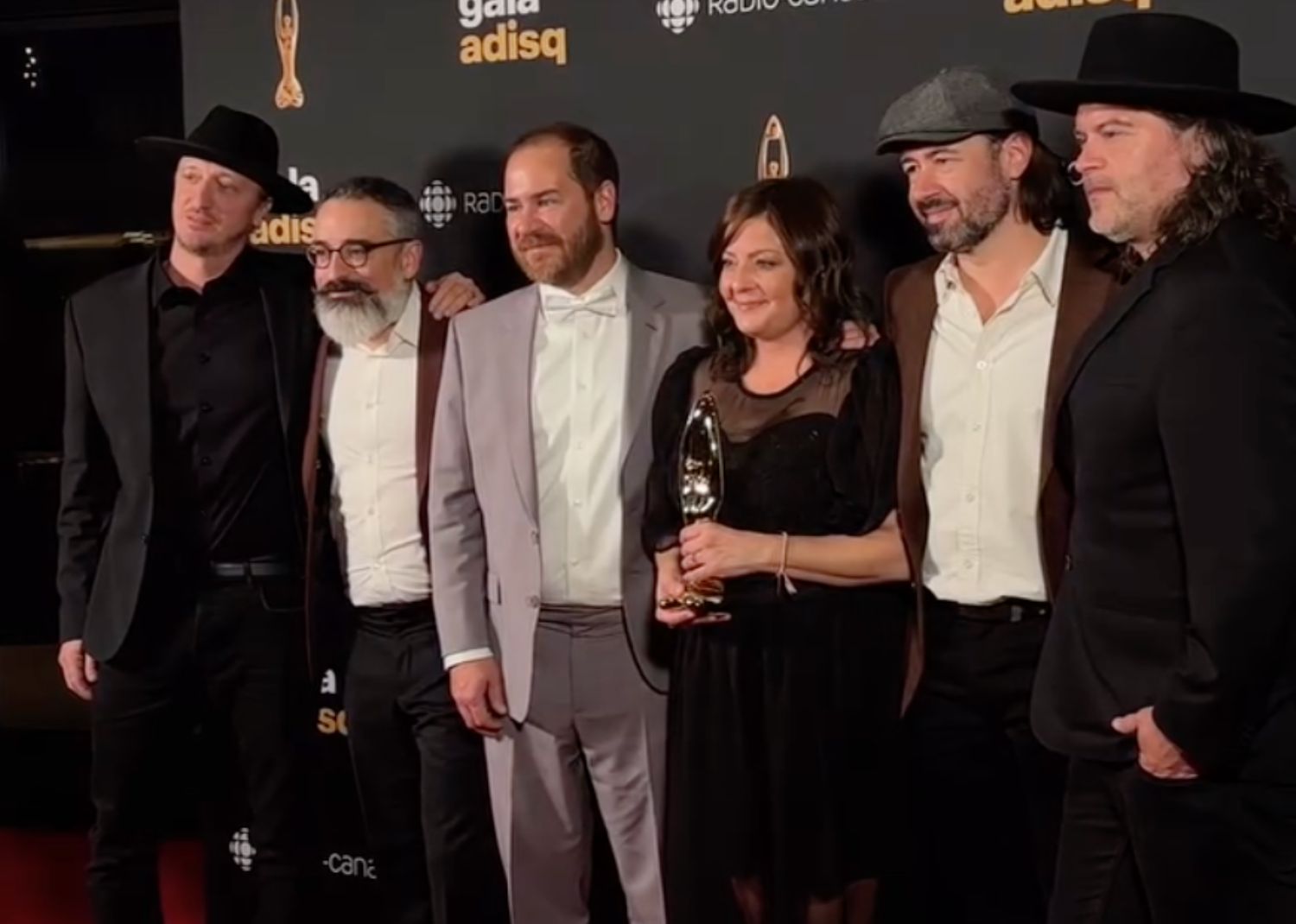 Rafale d’amour: les Cowboys Fringants sont célébrés devant tout le Québec