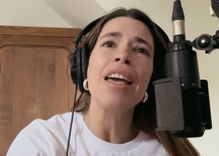 Marilou reprend cette chanson mythique qui lui rappelle sa première peine d’amour