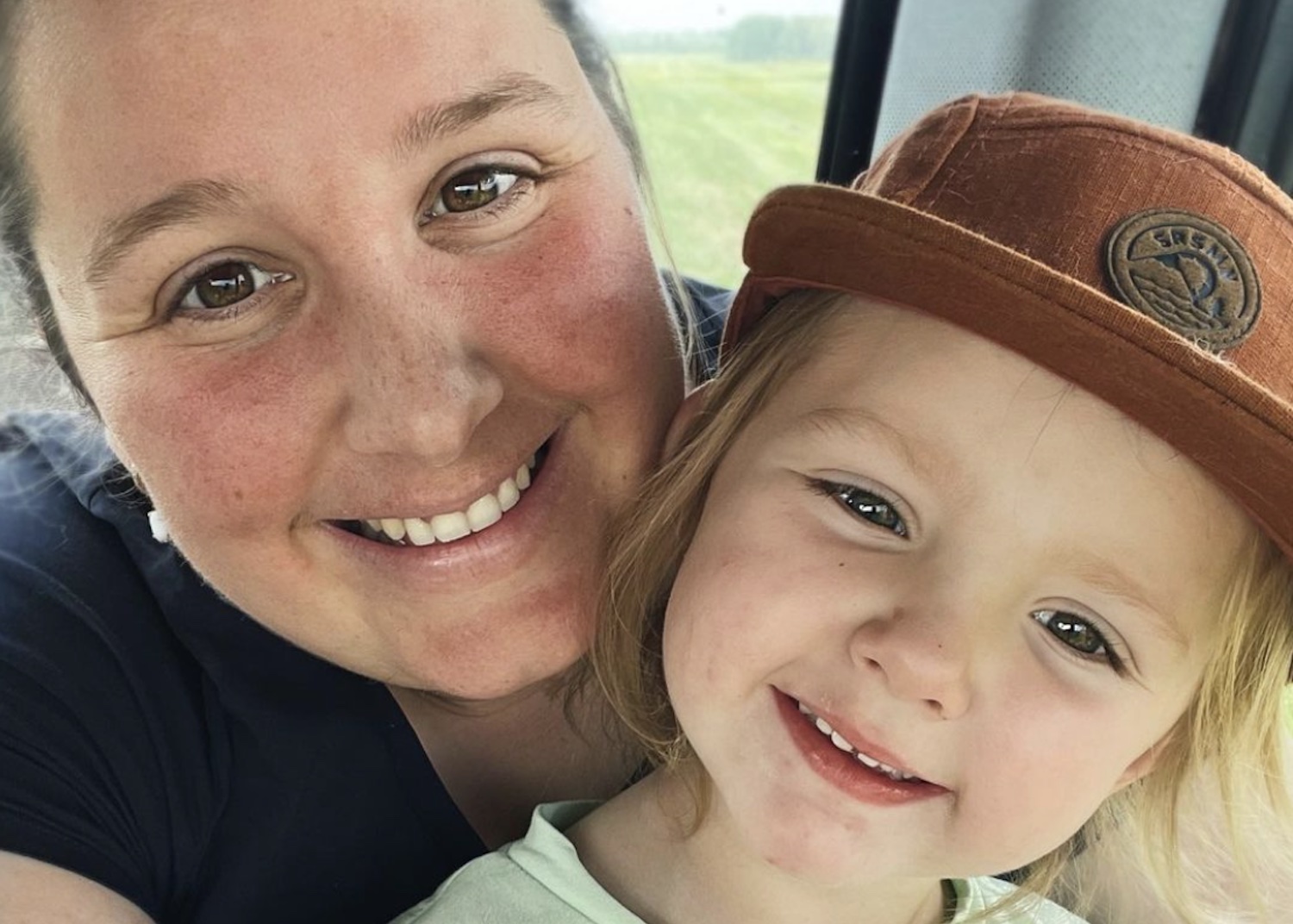 L'amour est dans le pré: Il faut voir ces photos de la fête de princesse de la fille de Clara!