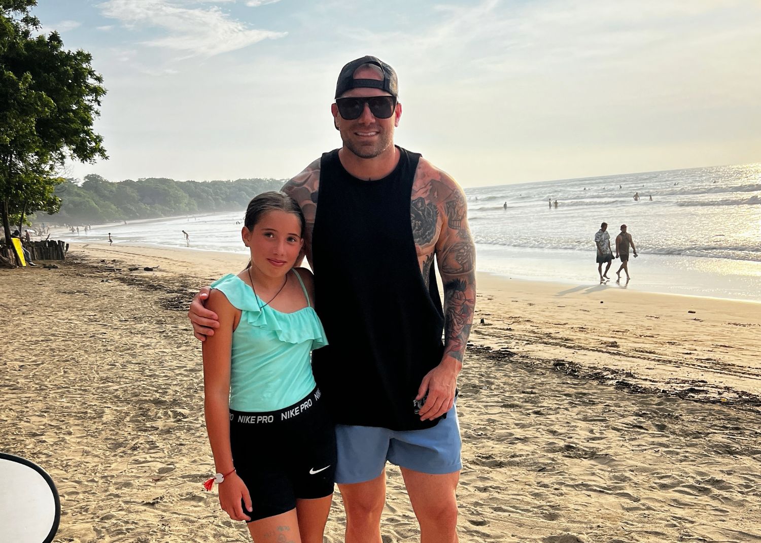 Étienne Boulay et Anna filent à toute allure au-dessus de la jungle, voyez la vidéo