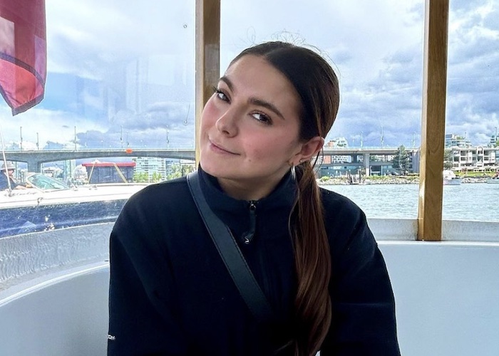 Charlie Lemay-Thivierge sublime et mystérieuse sur de nouvelles photos