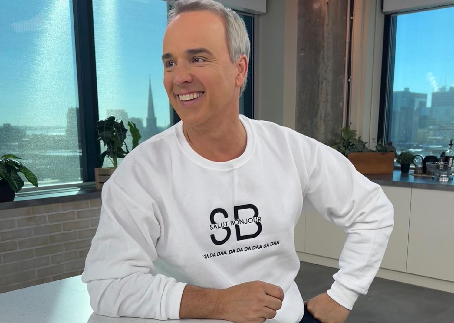 Gino Chouinard met de côté sa fameuse tasse de Salut Bonjour