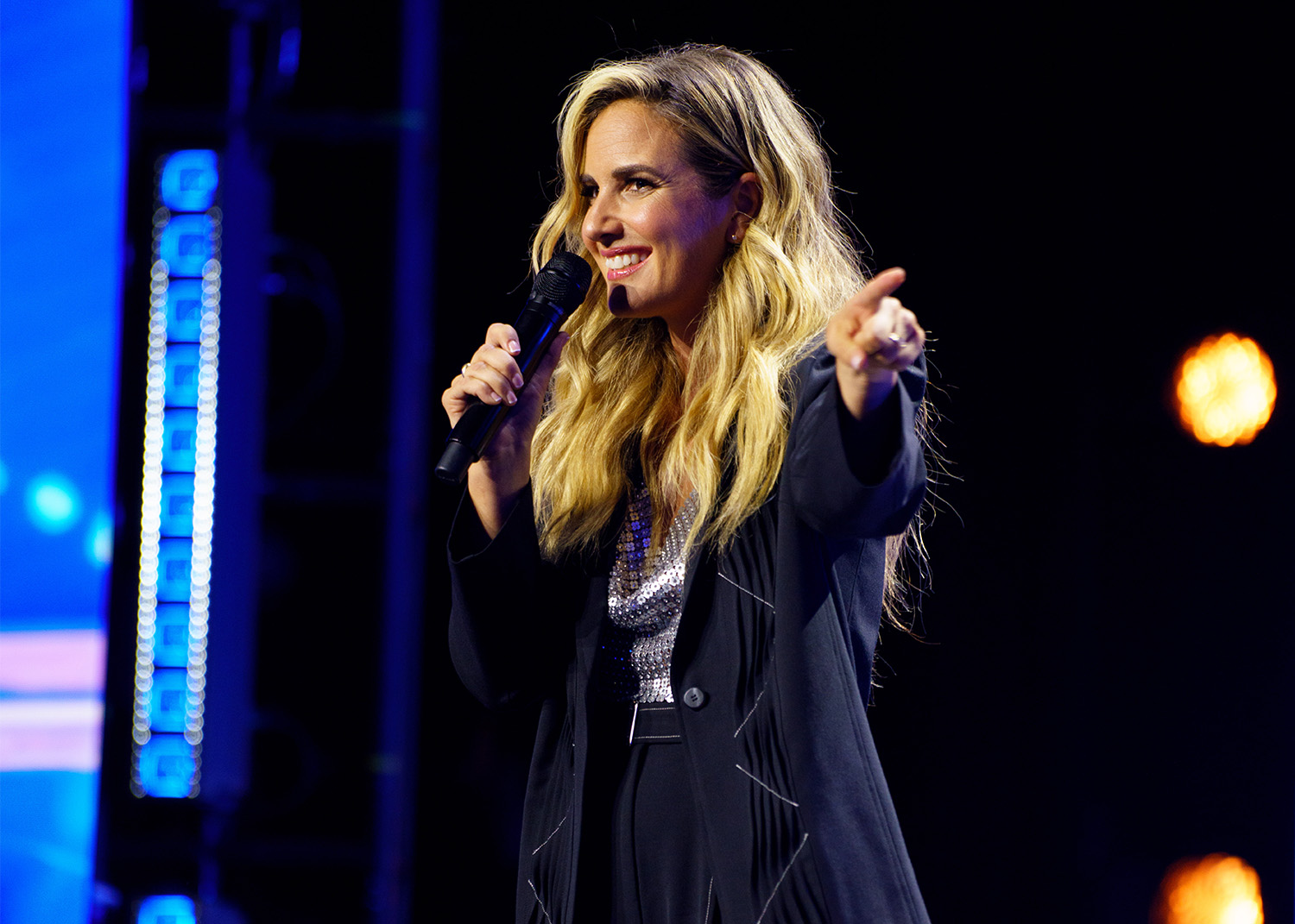 Sous le choc, Marie-Josée Gauvin s’adresse à ses fans en coulisses