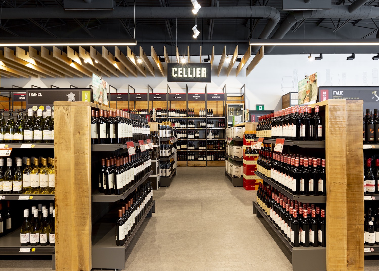 Grève à la SAQ: les succursales demeurent ouvertes