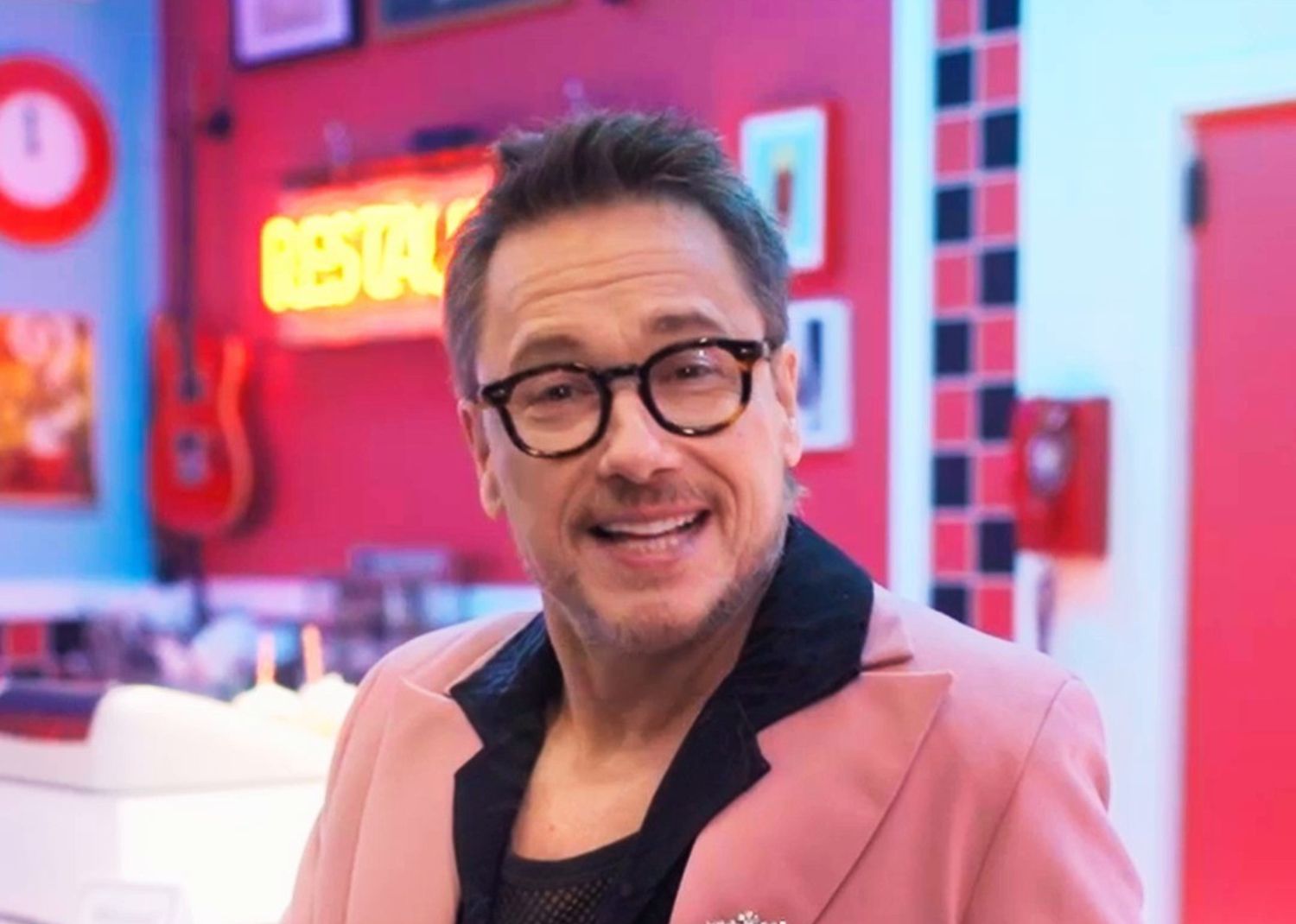 Une «folle aventure» commence pour Stéphane Rousseau