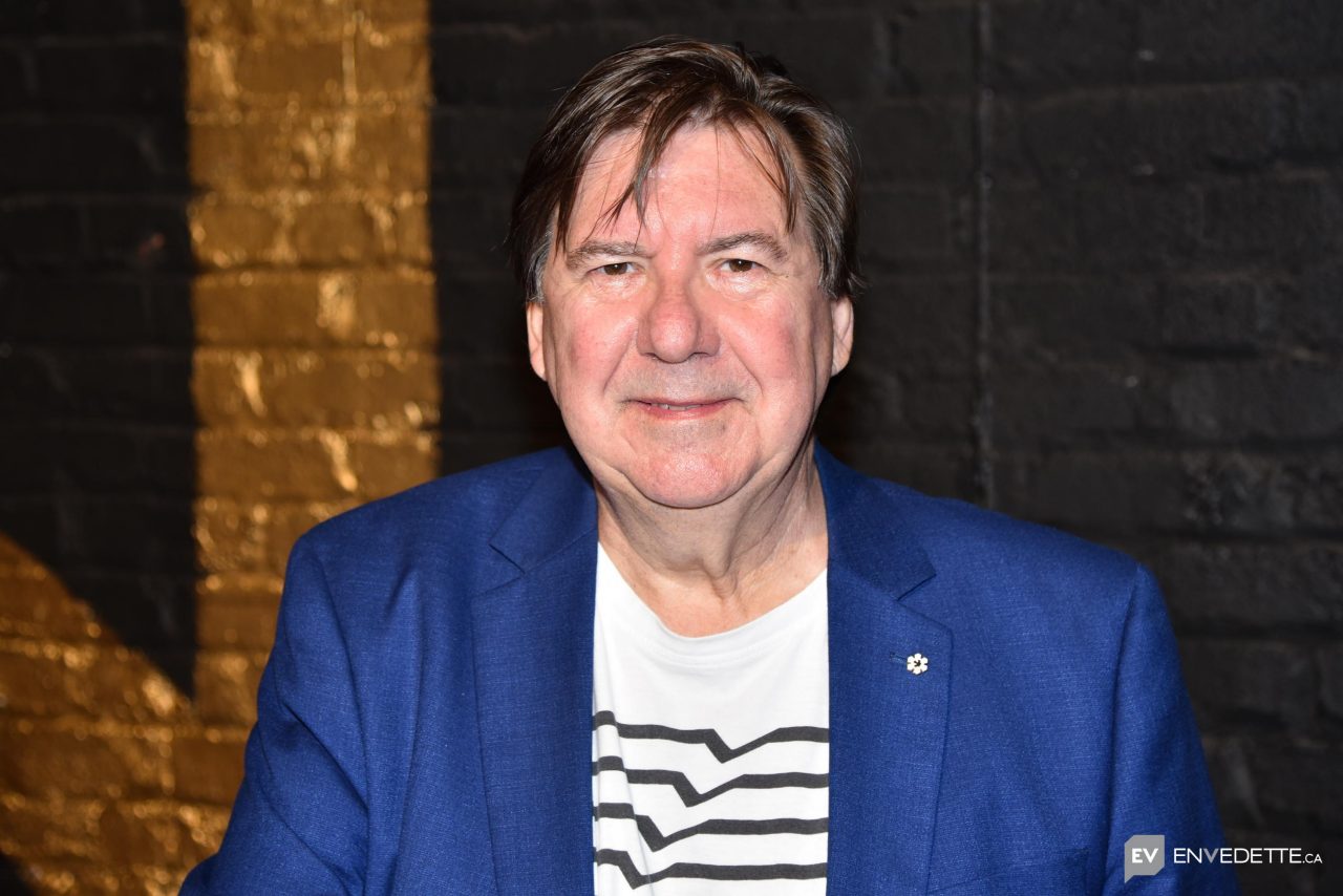 Rémy Girard est rouge de colère, voyez pourquoi