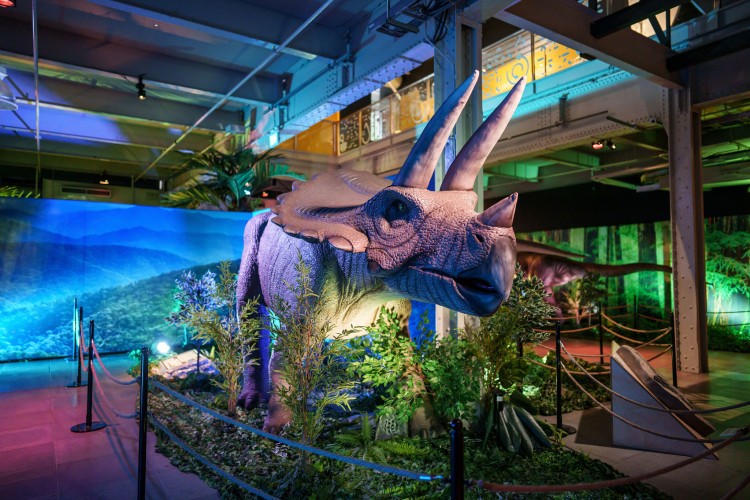 À voir les dinosaures débarquent au Centre des sciences de Montréal