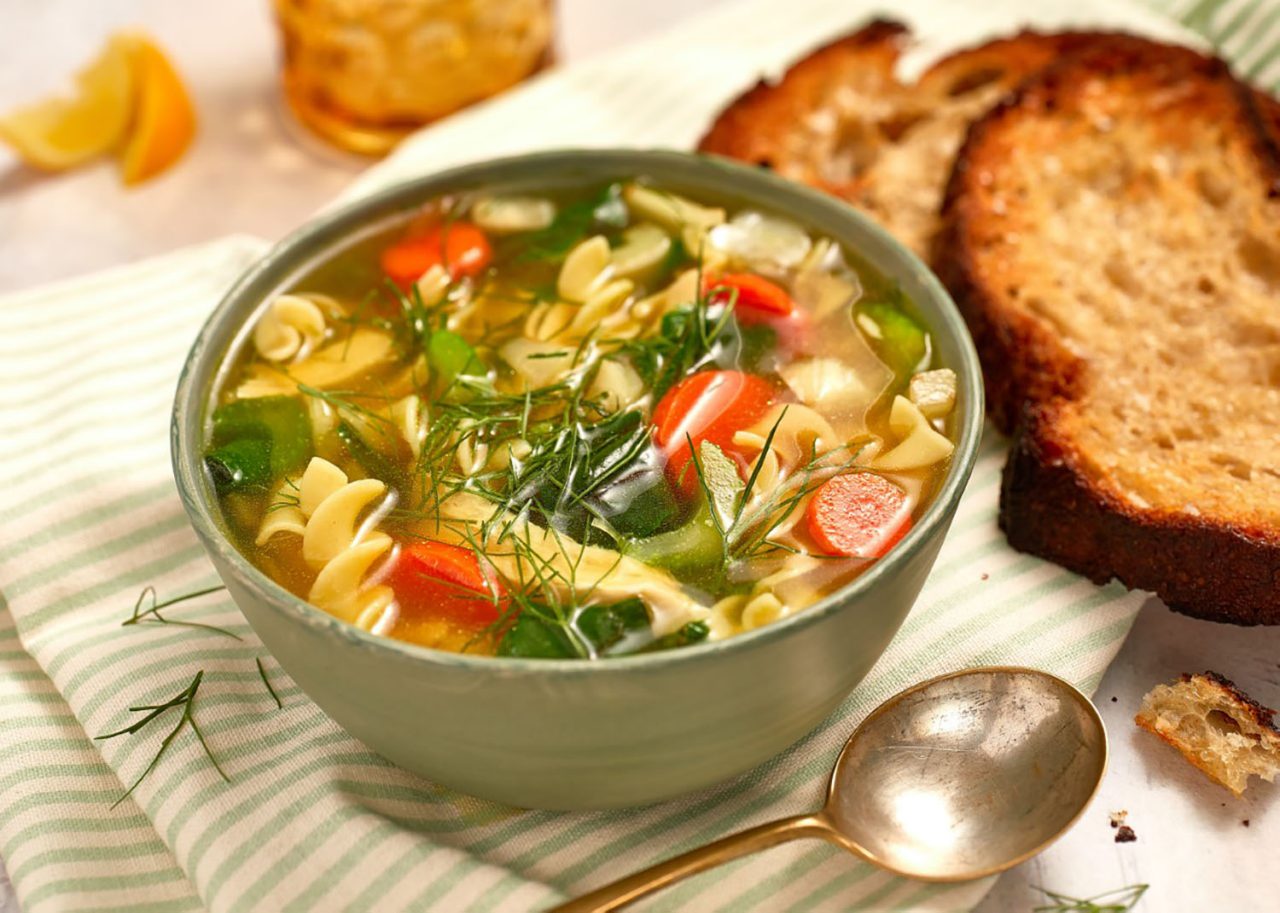 14 soupes-repas pour vous régaler au dîner ou au souper