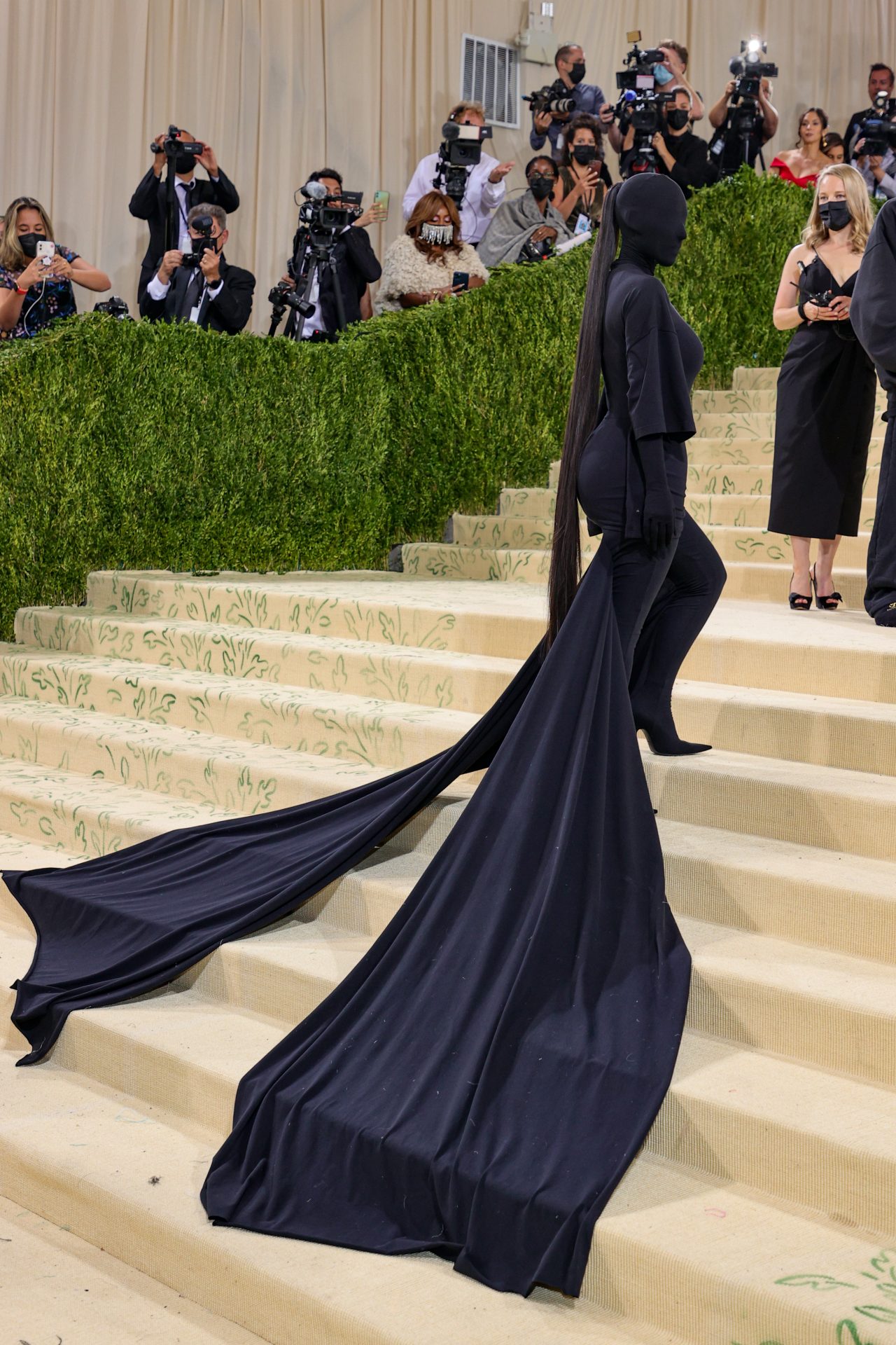 NEW YORK, NEW YORK - SEPTEMBER 13: Kim Kardashian attends The 2021 Met Gala Celebrating In America: A Lexicon Of Fashion at Metropolitan Museum of Art on September 13, 2021 in New York City. (Photo by Theo Wargo/Getty Images)
