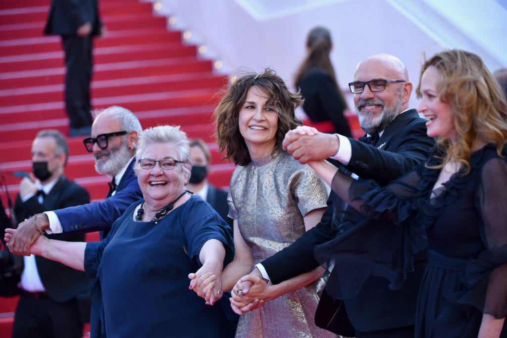 CANNES, FRANCE - JULY 13: Roc Lafortune, Danielle Fichaud, Valerie Lemercier, Sylvain Marcel and Pascale Desrochers attend the "Aline, The Voice Of Love" screening during the 74th annual Cannes Film Festival on July 13, 2021 in Cannes, France. (Photo by Lionel Hahn/Getty Images)
