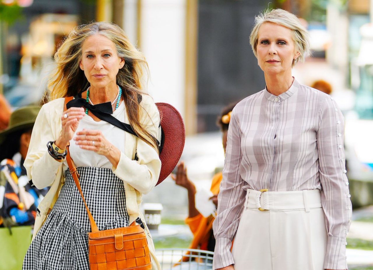 NEW YORK, NEW YORK - JULY 09:  Sarah Jessica Parker and Cynthia Nixon are seen on set filming the new Sex and the City movie titled 'And Just Like That' on July 09, 2021 in New York City. (Photo by Gotham/GC Images)
