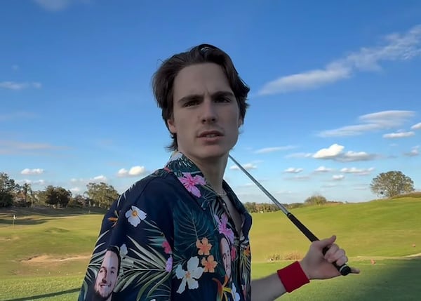 Louis Morissette coache son fils Justin au golf et c'est une catastrophe