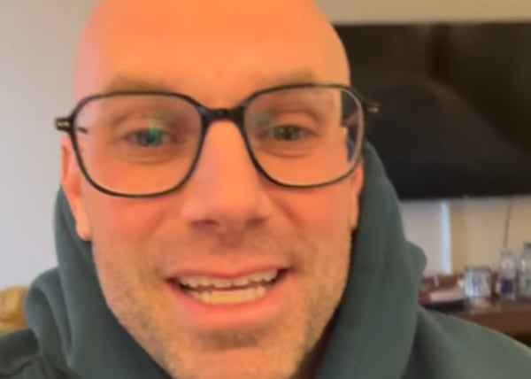 Étienne Boulay tient à rassurer les fans après la publication d’une vidéo