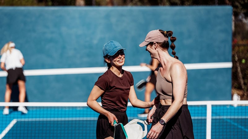 Pourquoi le pickleball rend autant de gens complètement accros?