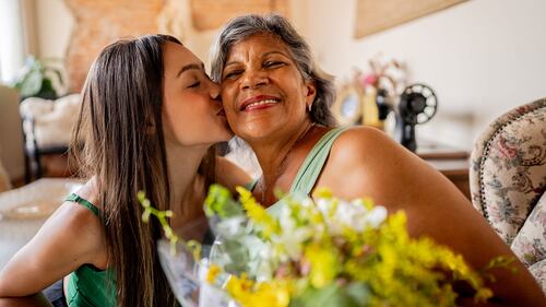 Voici quoi offrir à Maman pour la fête des Mères selon son signe astrologique