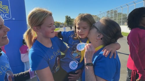 Atteinte d’une rare maladie osseuse, cette fillette de 6 ans relève un défi inspirant à Montréal