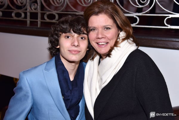 Marina Orsini : écoutez son fils Thomas chanter un succès jazz!