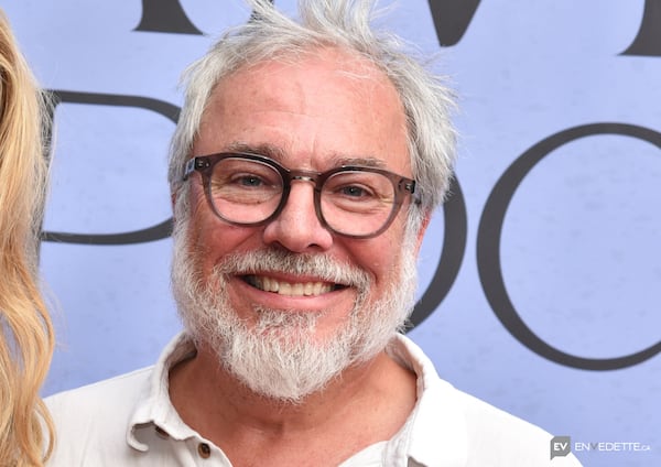 Christian Bégin fait une rare apparition avec sa femme sur un tapis rouge