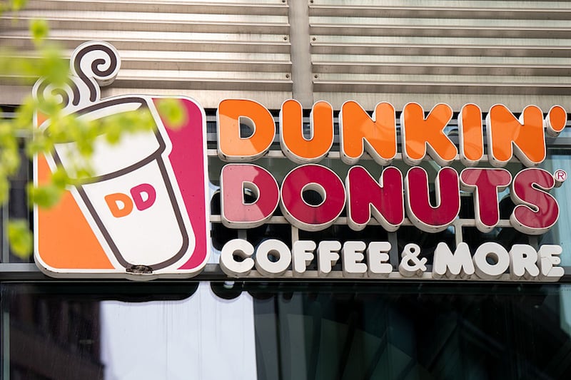 La chaîne de cafés Dunkin’ Donuts sera de retour au Québec