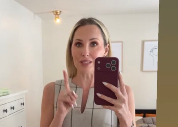 Maïka Desnoyers renfile sa superbe robe de la 1re saison de Vendre ou rénover au Québec!