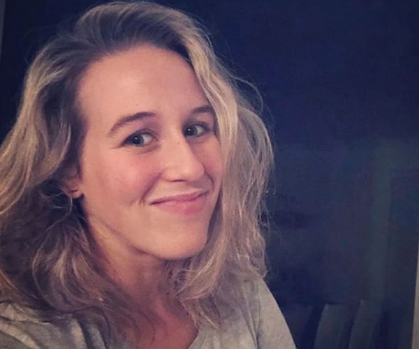 Marianne St-Gelais souligne un an d'amour avec une magnifique photo!