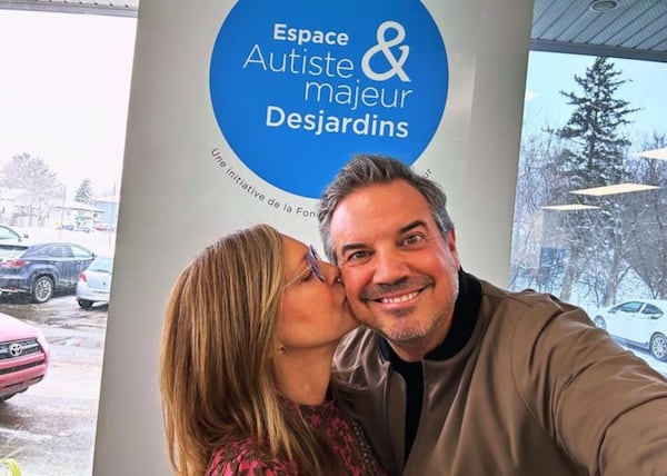 Charles Lafortune partage une rare photo avec son grand garçon lors d’un moment mémorable