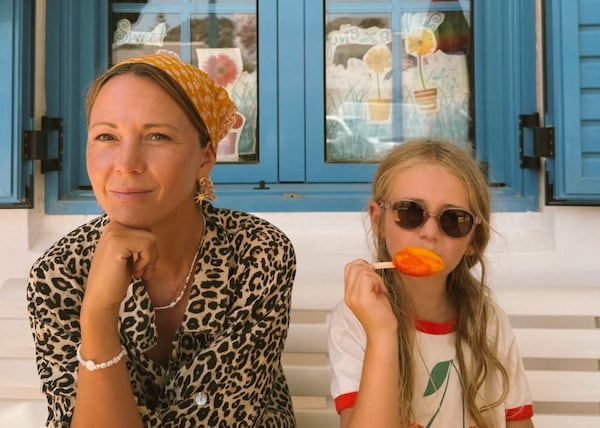 Vanessa Pilon et sa fille s’offrent une nouvelle coupe pour l’automne