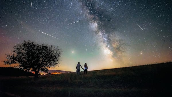 Horoscope été 2026: un tournant amoureux majeur pour tous les signes
