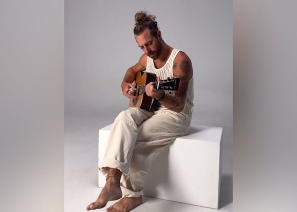 Prochain album de Jonathan Roy: voyez les coulisses de la séance photo