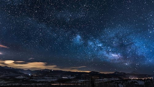 Horoscope Verseau août 2026: réconciliations et nouvelles occasions sous l’influence des éclipses