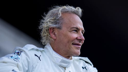Jacques Villeneuve sera de retour sur la piste à Monaco