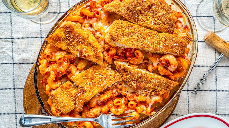Pâtes gratinées au poulet parmesan