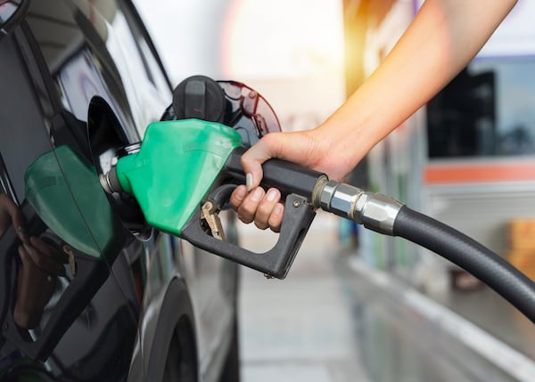 Prix de l'essence: voici où les automobilistes ont payé le plus cher en 2025