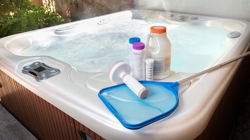 L’entretien du spa au printemps: étapes et essentiels pour un grand nettoyage