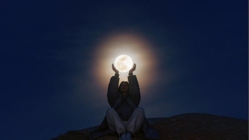 La pleine lune du Cerf approche: voici les signes qui pourraient en ressentir le plus les effets