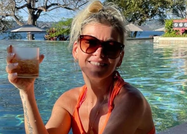 Marie-Chantal Toupin dévoile sa nouvelle tête pour l'été!