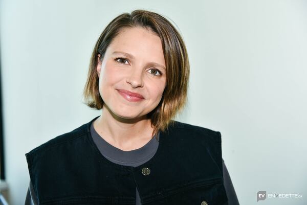 Sarah-Jeanne Labrosse nous plonge dans les coulisses de Bon Cop Bad Cop