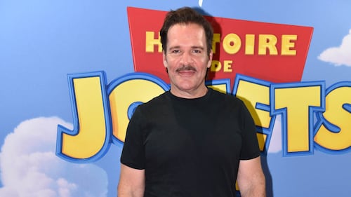 Louis-Olivier Mauffette nous présente sa nouvelle blonde sur le tapis rouge