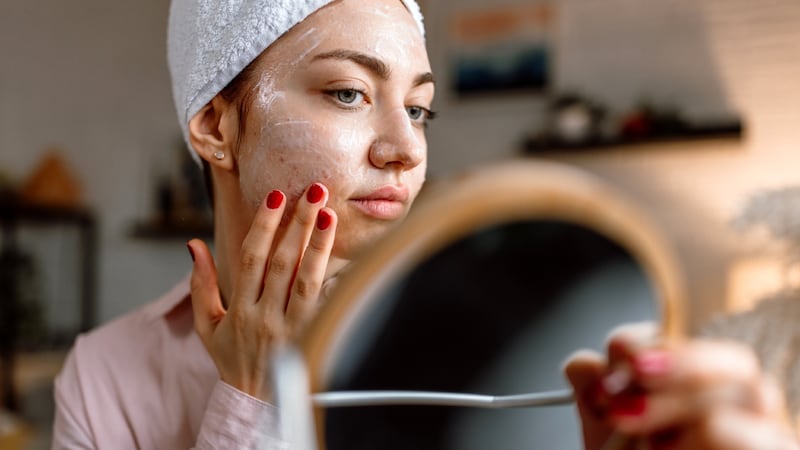 Prévention et traitement de l’acné: les meilleurs soins pour vaincre les boutons