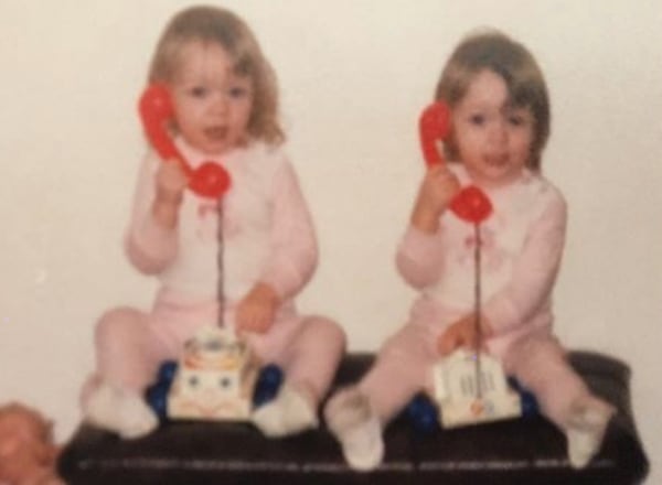 Reconnaissez-vous ces deux vedettes lorsqu'elles étaient petites?