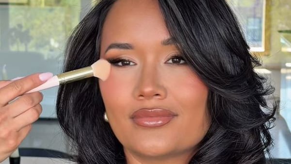 Kate Moya de Big Brother Célébrités change de tête et le résultat est magnifique!