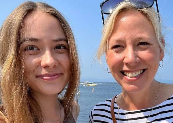 Ève-Marie Lortie et sa fille brillent en couverture de magazine