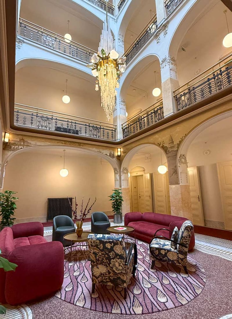 Atrium, Hotel W à Prague